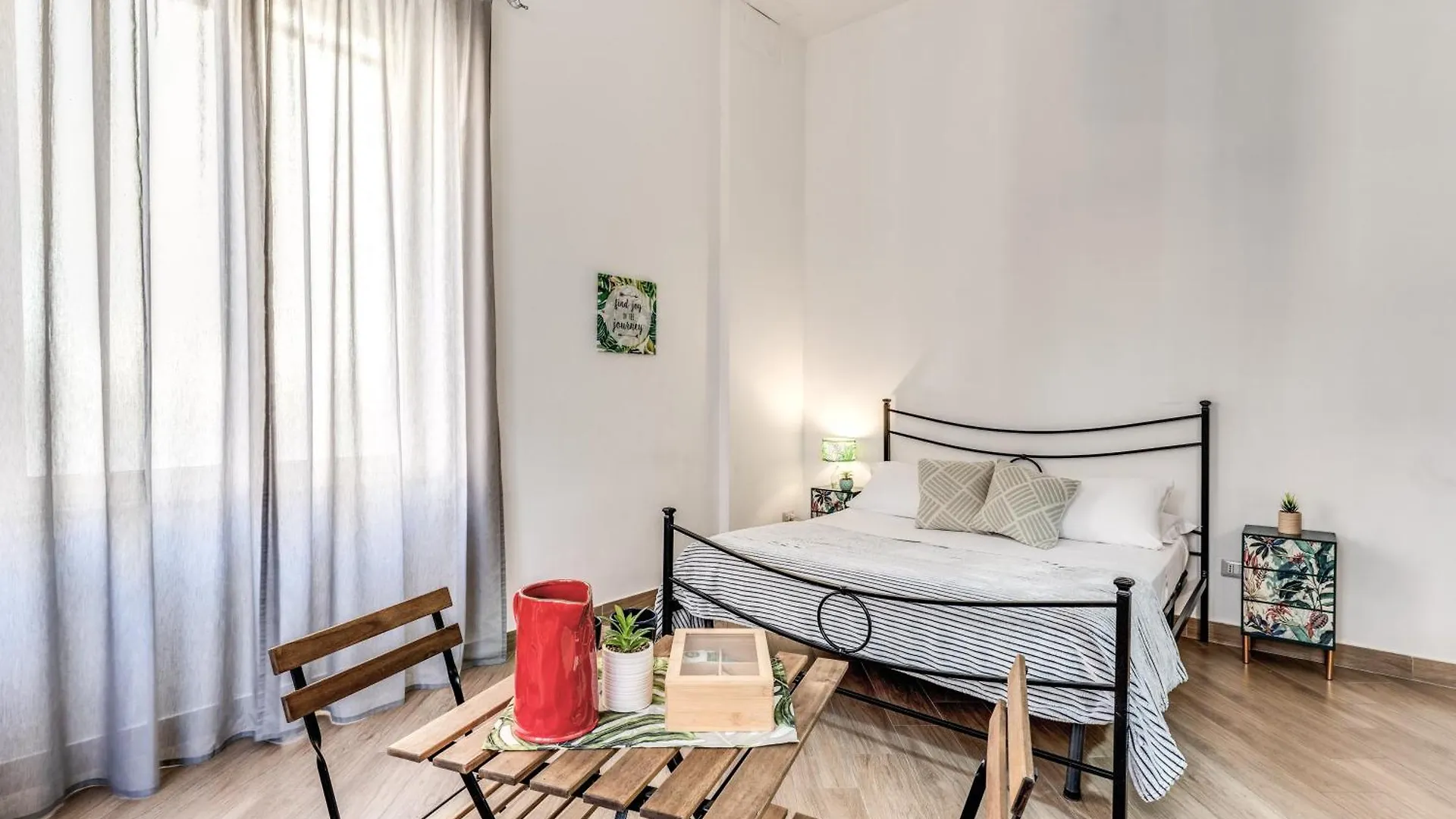 Guest house Le Mura Antiche Naples