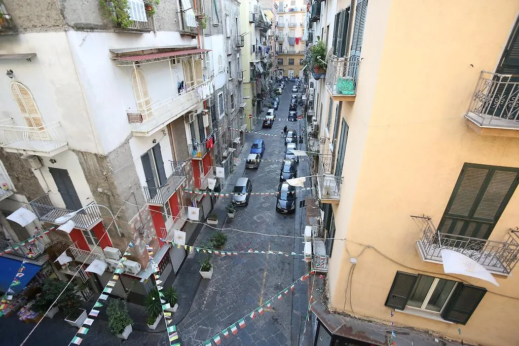 Le Mura Antiche Naples 2*,