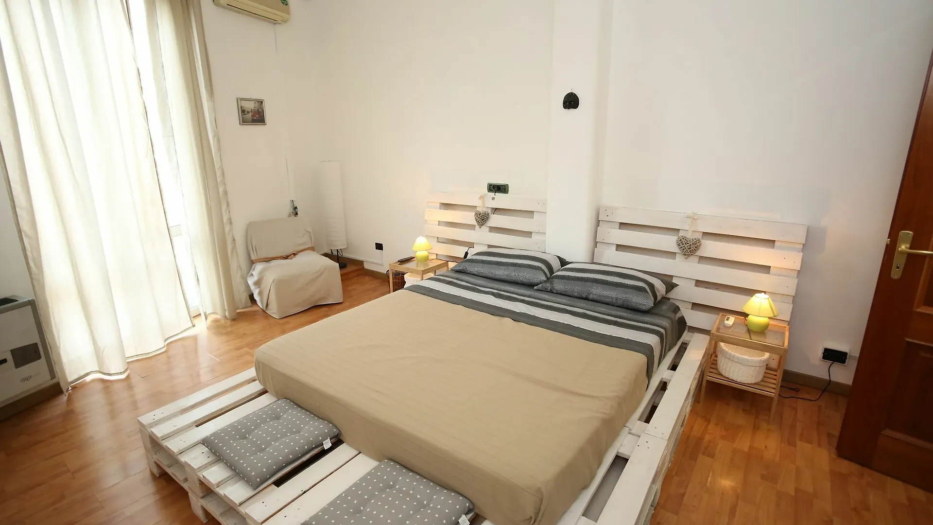 Le Mura Antiche Naples Guest house